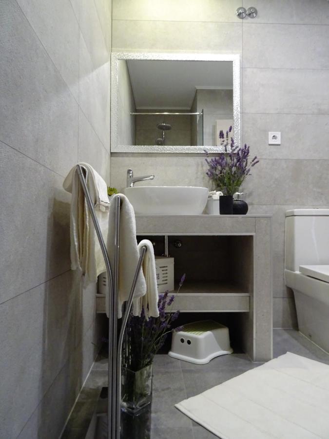 Apartments Topic ニン エクステリア 写真